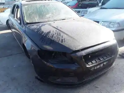 Veículo de Sucata volvo v70 familiar 2.0 diesel cat do ano 2008 alimentado d4204t