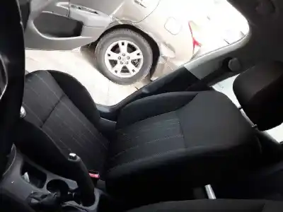 Veicolo di demolizione citroen c4 ii (nc_) 1.6 bluehdi 100 dell'anno 2016 alimentato bhy