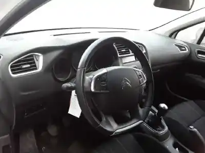 Veicolo di demolizione citroen c4 ii (nc_) 1.6 bluehdi 100 dell'anno 2016 alimentato bhy