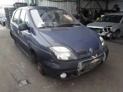 Scrapping Vehicle RENAULT SCENIC RX4 (JA0) 2.0 16V of the year 2000 powered F4R