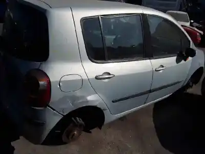 Veículo de Sucata renault modus 1.5 dci diesel do ano 2005 alimentado k9k750