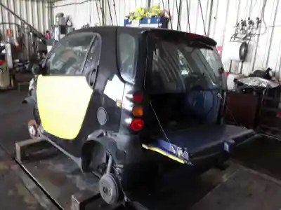 Veicolo di demolizione smart micro compact car 600cc dell'anno 2000 alimentato g11