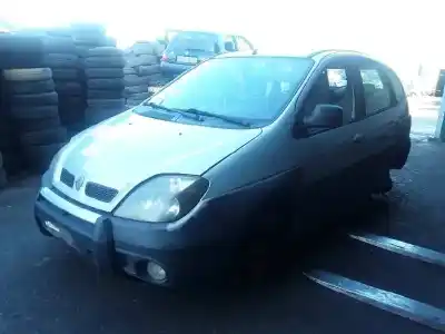 Scrapping Vehicle renault scenic rx4 (ja0) 2.0 16v of the year 2002 powered f4r744