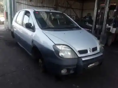 Scrapping Vehicle renault scenic rx4 (ja0) 2.0 16v of the year 2002 powered f4r744