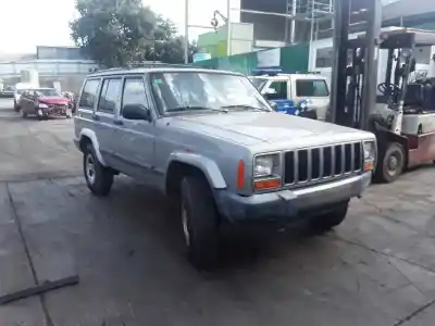 Veículo de Sucata chrysler jeep cherokee (j) 2.5 td do ano 2001 alimentado m52