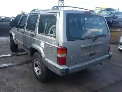 Veículo de Sucata chrysler jeep cherokee (j) 2.5 td do ano 2001 alimentado m52