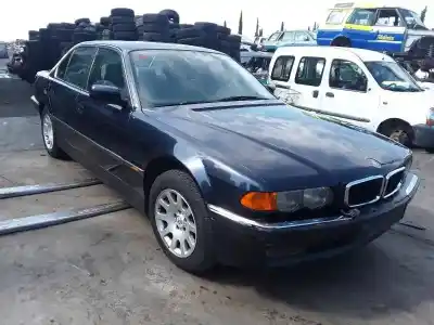Scrapping Vehicle BMW SERIE 7 (E38) 728i of the year 1999 powered 286S2