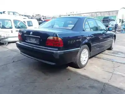 Scrapping Vehicle bmw serie 7 (e38) 728i of the year 1999 powered 286s2