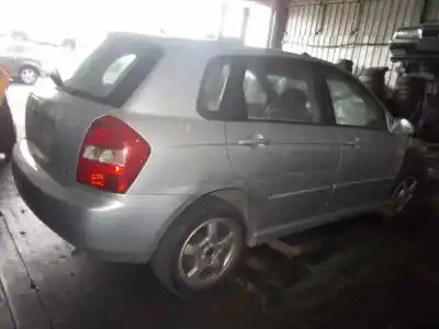 Veículo de Sucata kia cerato 2.0 turbodiesel cat do ano 2005 alimentado d4ea