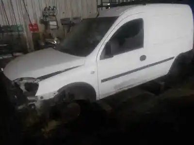 Veículo de Sucata opel combo tour 1.3 cdti 16v do ano 2006 alimentado z13dt