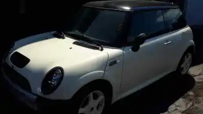 Veículo de Sucata BMW MINI (R50,R53) One do ano 2006 alimentado W10B16AB