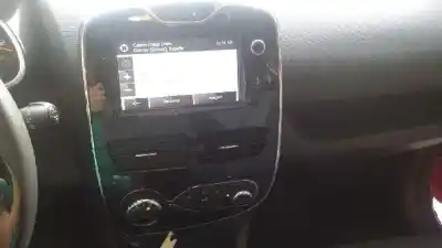 Verschrottungsfahrzeug renault clio iv 0.9 des jahres 2012 angetrieben h4b