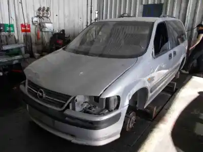 Verschrottungsfahrzeug OPEL SINTRA 2.2 16V DTI des Jahres 1999 angetrieben X22DTH