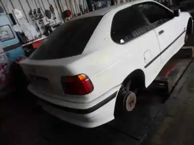 Veículo de Sucata bmw serie 3 compacto (e36) 318tds do ano 1996 alimentado 174t1