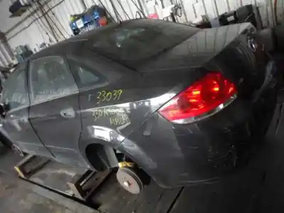 Sloopvoertuig fiat linea (323_, 110_) 1.4 van het jaar 2007 aangedreven 350a1000