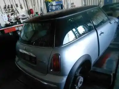 Veículo de Sucata mini mini (r50,r53) cooper do ano 2003 alimentado w10b16a