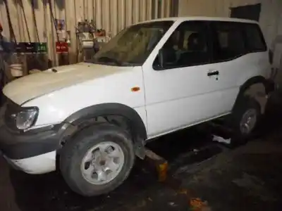 Здавання транспортного засобу nissan terrano/terrano.ii (r20) 2.7 turbodiesel року 2006 потужний td27ti