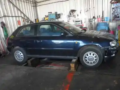 Veicolo di demolizione audi a3 (8l) 1.6 ambiente dell'anno 1999 alimentato akl