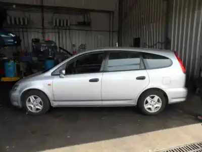 Veicolo di demolizione honda stream (rn1/3) 1.7 cat 125 cv / 92 kw dell'anno 2002 alimentato d17a2