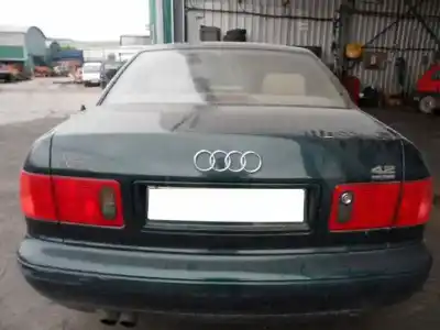 Veicolo di demolizione audi a8 (d2) 4.2 v8 32v dell'anno 1997 alimentato akg