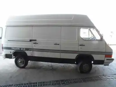 Sloopvoertuig NISSAN TRADE 2.8 D van het jaar 1988 aangedreven A428
