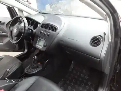 Veículo de Sucata seat toledo (5p2) 1.9 tdi do ano 2008 alimentado bxe