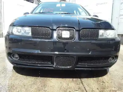 Véhicule à la ferraille seat leon (1m1) 1.9 tdi de l'année 2004 alimenté arl