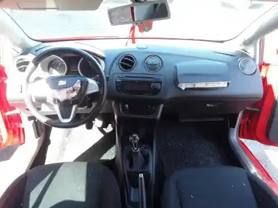 Veículo de Sucata seat ibiza (6j5) 1.9 tdi do ano 2008 alimentado bls