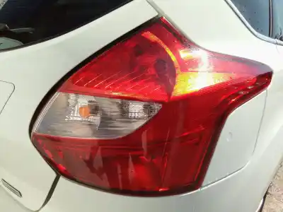 Véhicule à la ferraille ford focus iii 1.5 d 120cv de l'année 2012 alimenté m1da