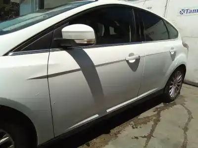 Véhicule à la ferraille ford focus iii 1.5 d 120cv de l'année 2012 alimenté m1da