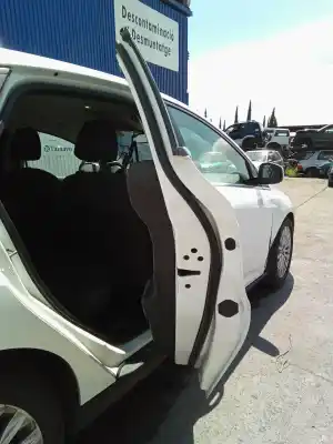 Véhicule à la ferraille ford focus iii 1.5 d 120cv de l'année 2012 alimenté m1da