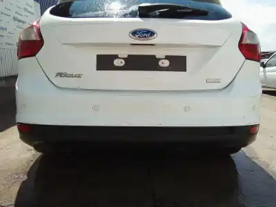 Véhicule à la ferraille ford focus iii 1.5 d 120cv de l'année 2012 alimenté m1da