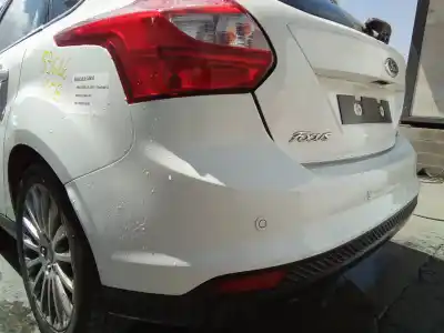 Véhicule à la ferraille ford focus iii 1.5 d 120cv de l'année 2012 alimenté m1da