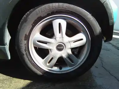 Scrapping Vehicle bmw mini (r50,r53) one of the year 2005 powered w10b16a