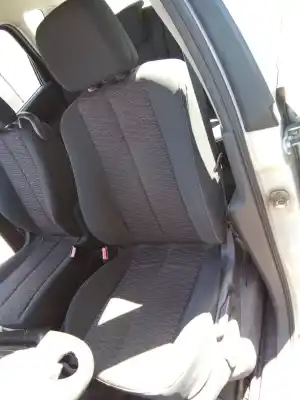 Véhicule à la ferraille renault scénic ii (jm0/1_) 1.6 16v (jm1r) de l'année 2007 alimenté k4m766 Véhicule à la ferraille renault scénic ii (jm0/1_) 1.6 16v (jm1r) de l'année 2007 alimenté k4m766