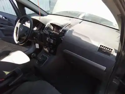 Vehicul casat opel zafira b 1.7 16v cdti al anului 2011 alimentat a17dtr