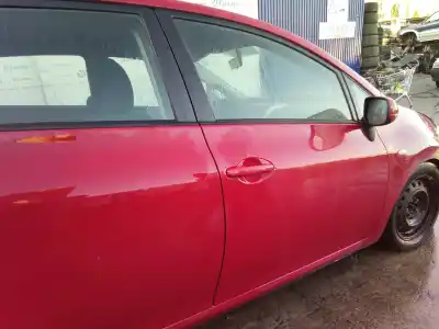 Здавання транспортного засобу toyota auris (_e15_) 1.4 d-4d (nde150_) року 2008 потужний 1nd