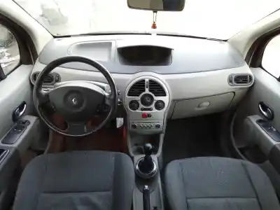 Scrapping Vehicle renault modus 1.4 16v of the year 2005 powered k4j770