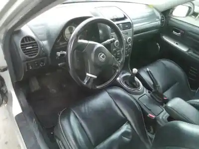 Veicolo di demolizione toyota lexus is 200 (gxe10) 2.0 cat dell'anno 2005 alimentato 1gfe