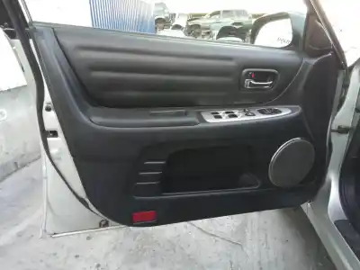 Veicolo di demolizione toyota lexus is 200 (gxe10) 2.0 cat dell'anno 2005 alimentato 1gfe