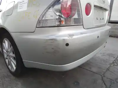 Veicolo di demolizione toyota lexus is 200 (gxe10) 2.0 cat dell'anno 2005 alimentato 1gfe