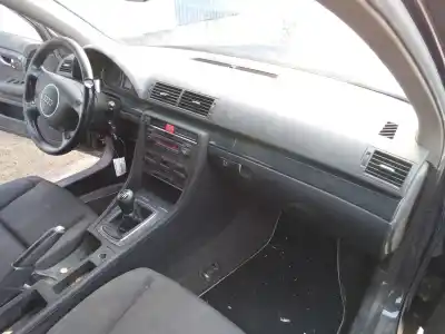 Veículo de Sucata audi a4 avant (8e) 1.9 tdi (96kw) do ano 2004 alimentado avf