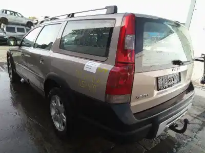 Veicolo di demolizione volvo xc70 2.4 diesel cat dell'anno 2005 alimentato d5244t