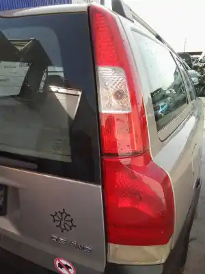 Veicolo di demolizione volvo xc70 2.4 diesel cat dell'anno 2005 alimentato d5244t