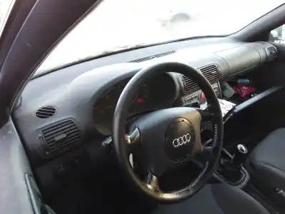 Здавання транспортного засобу audi a3 (8l) 1.8 ambiente року 1999 потужний agn