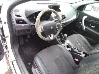 Veículo de Sucata renault                                            fluence                                                                                                                                                                                                                                                    1.5 dci diesel fap                                                                                                                                                                                                                                         do ano 2010 alimentado k9k832