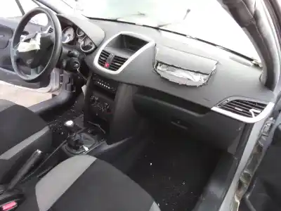 Véhicule à la ferraille peugeot 207/207+ (wa_, wc_) 1.4 16v de l'année 2007 alimenté kfu