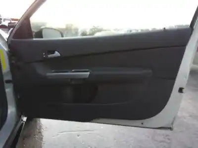 Verschrottungsfahrzeug volvo c30 (533) 2.0 d des jahres 2006 angetrieben d4204t