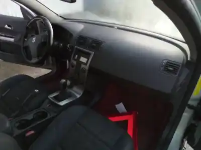 Verschrottungsfahrzeug volvo c30 (533) 2.0 d des jahres 2006 angetrieben d4204t