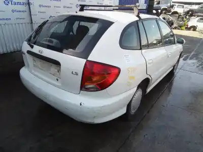 Sloopvoertuig kia rio 1.5 cat van het jaar 2001 aangedreven a5d